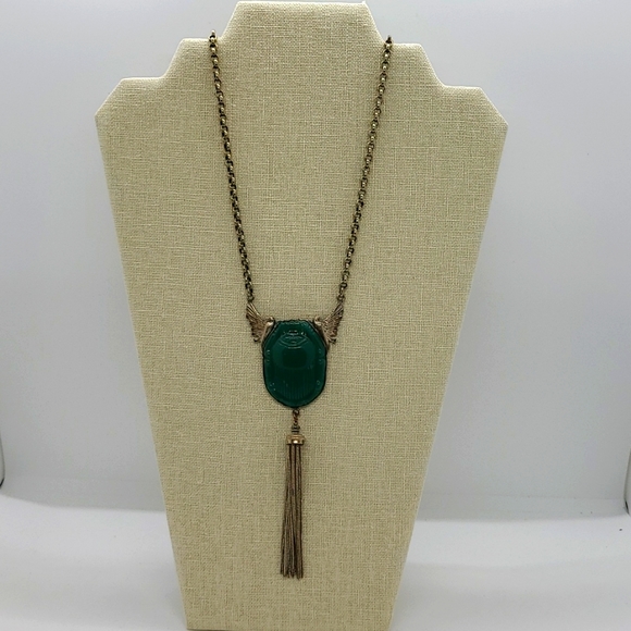 Vintage Green Silver-Plated Scarab Necklace - Picture 3 of 4